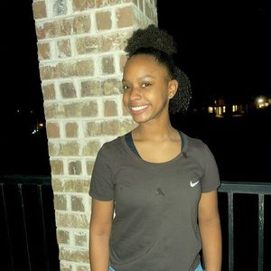 Meet your Posher, Kimberly